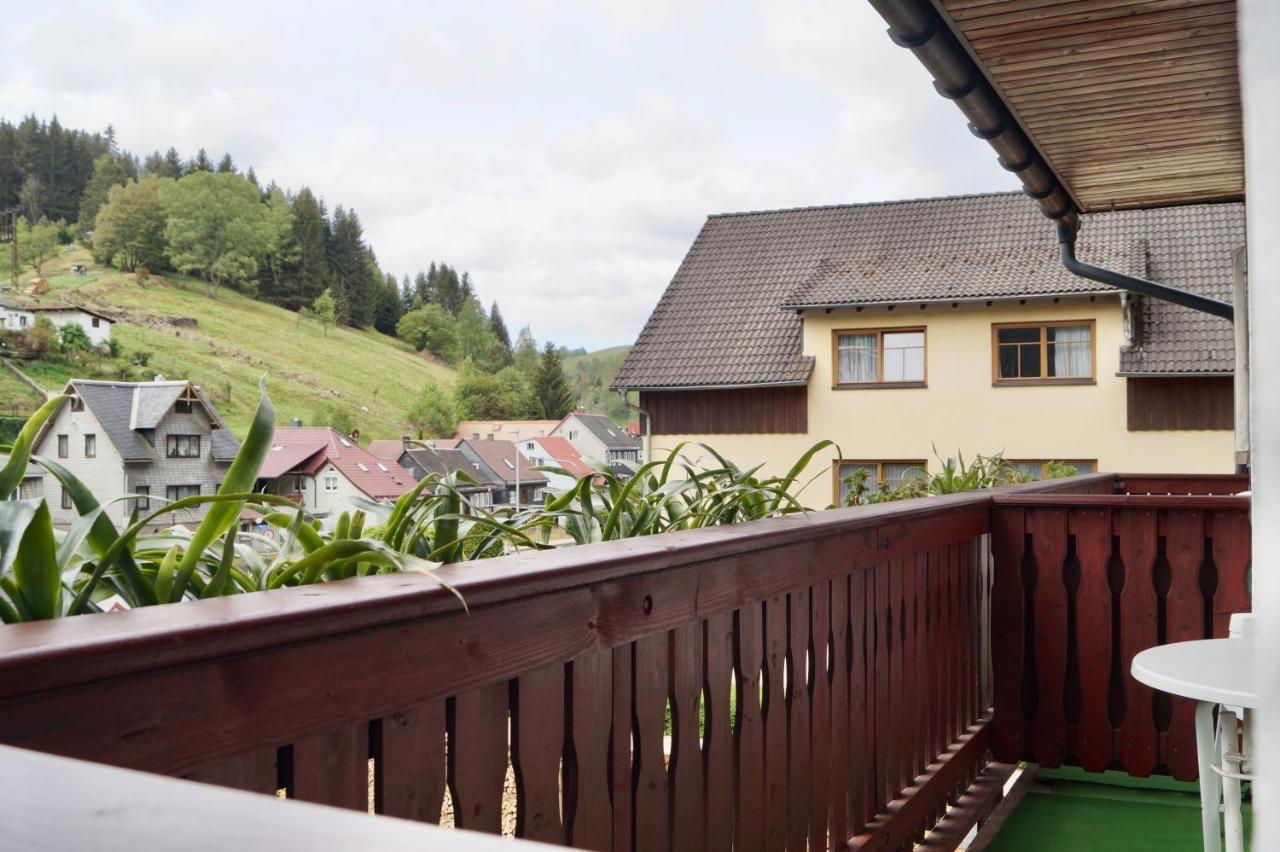 Pension Zum Ritter Katzhutte Exterior photo
